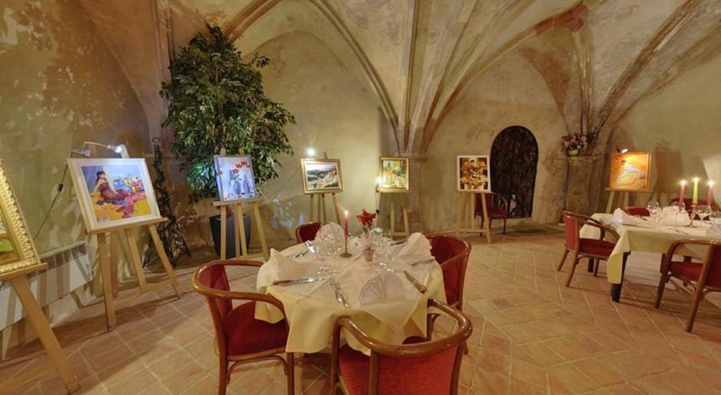 Logis Hotel De Paris Saint-Avold Eksteriør bilde