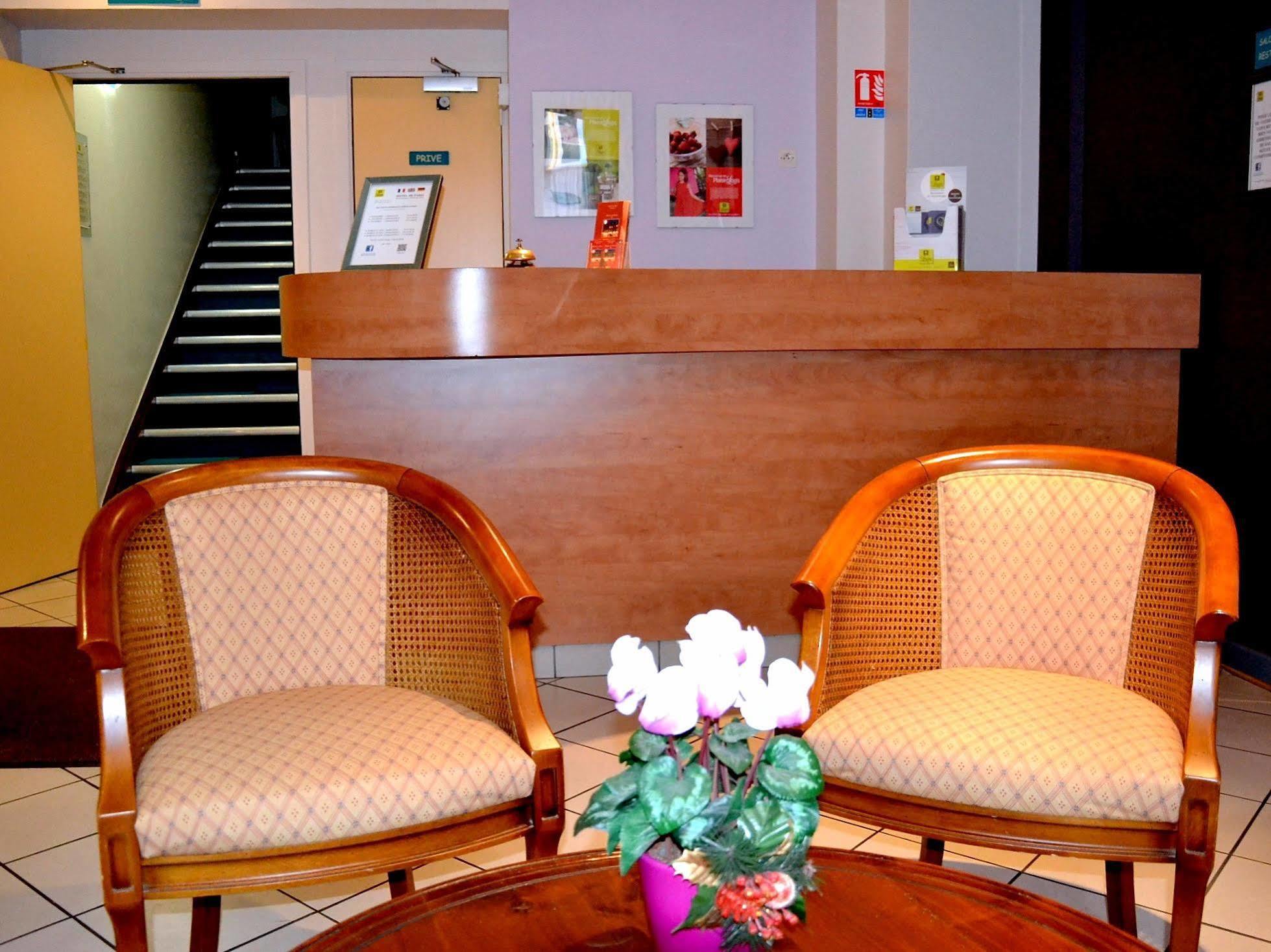 Logis Hotel De Paris Saint-Avold Eksteriør bilde